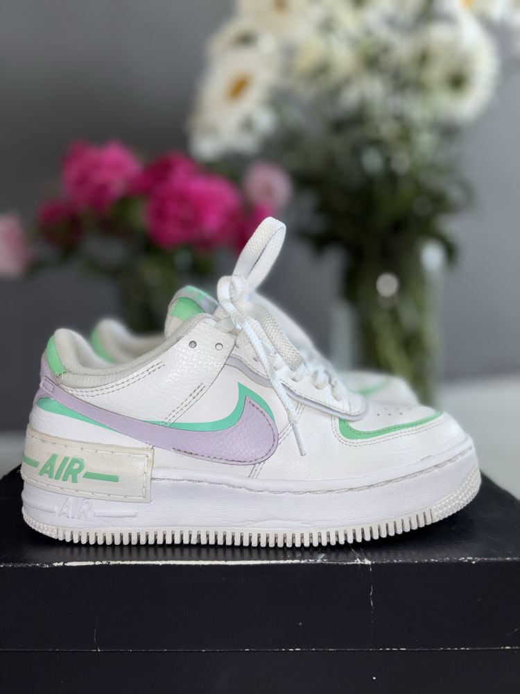 Кросівки Nike Shadow