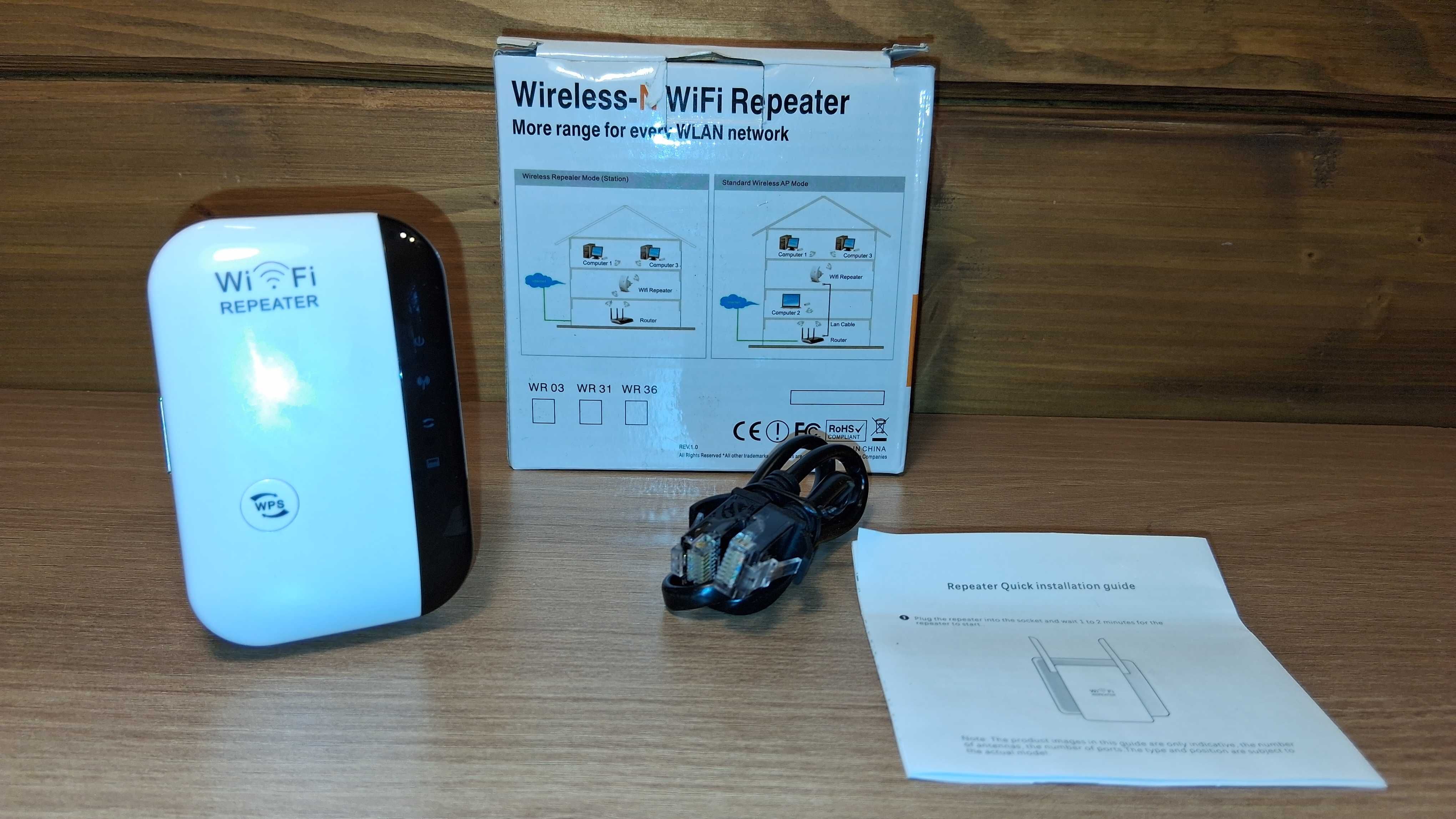 Wzmacniacz WiFi Repeater 2.4 GHz PIX-LINK Z Kablem LAN