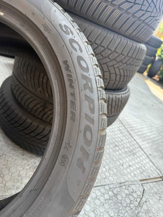 275-45 R20 110V Pirelli Scorpion Winter (BMW) Run Flat RSC розпаровка