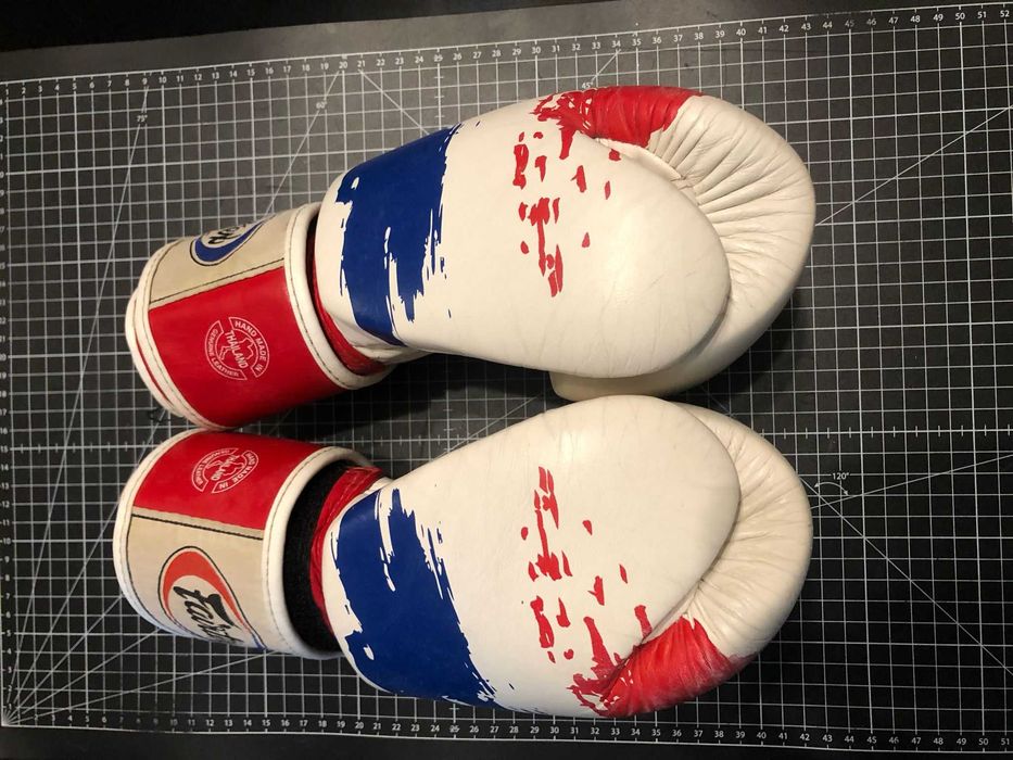 Luvas de Kickboxing e Muay Thai Fairtex