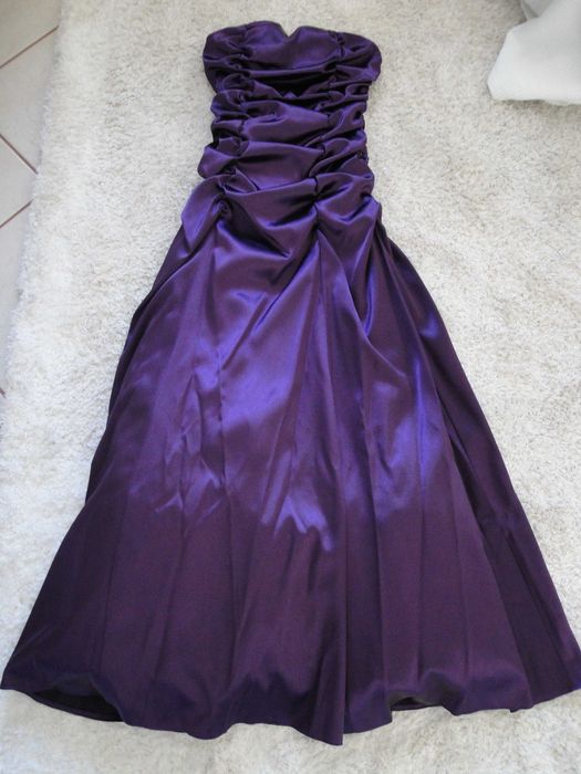 Vestido Roxo Acetinado com Echarpe Própria Cerimónia/Festa S