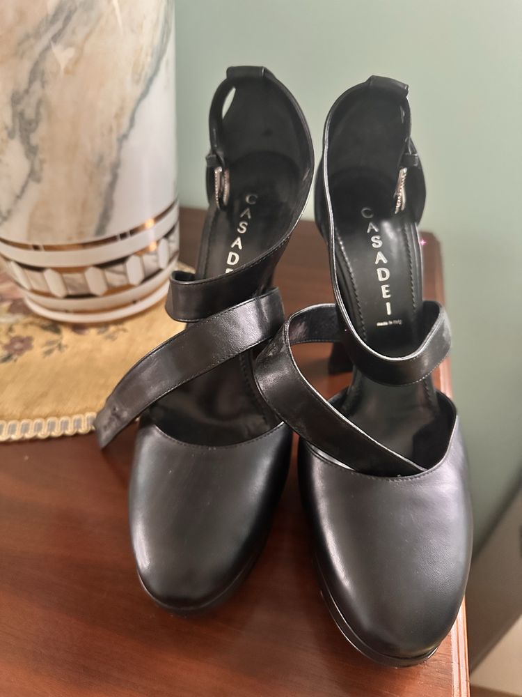 Czarne buty Casadei 39 rozmiar