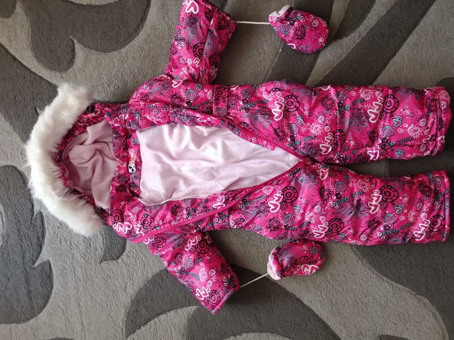 Зимовий комбінезон на дівчинку