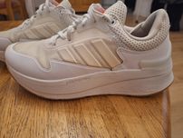 Adidas  Sneakersy ZNCHILL Lightmotion 39 1/3