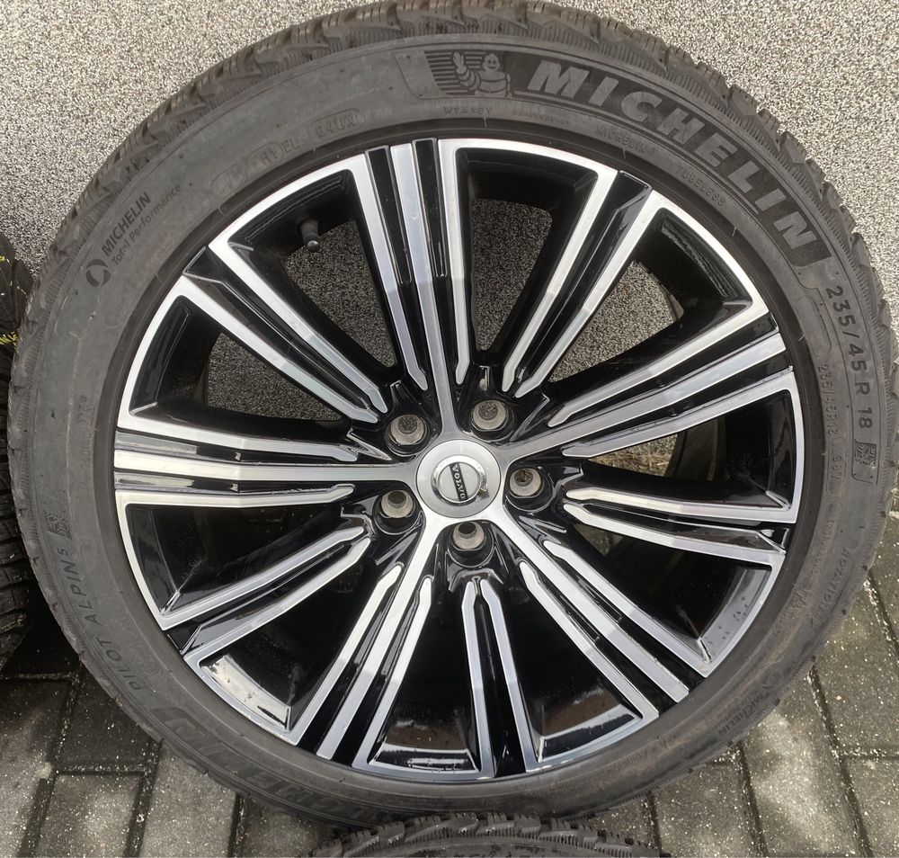 Alufelgi z oponami 235/45 R18 Volvo S60 V60 V70 V90 S90 Ford Mondeo