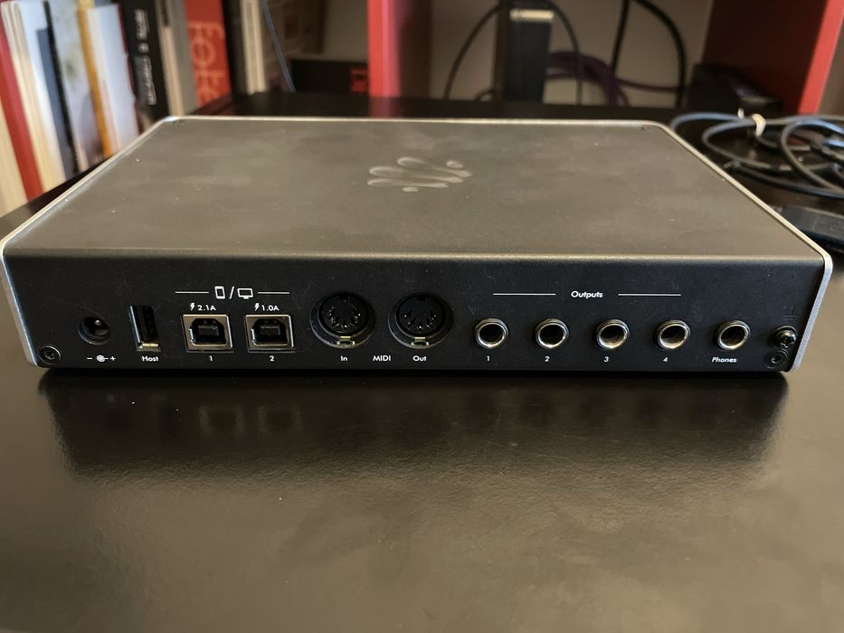 Interface IConnect audio 4+