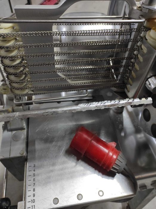 Слайсер автоматичний. Слайсер BIZERBA A330. Слайсер.