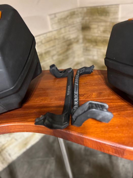 BMW R1100R kufry boczne kpl.