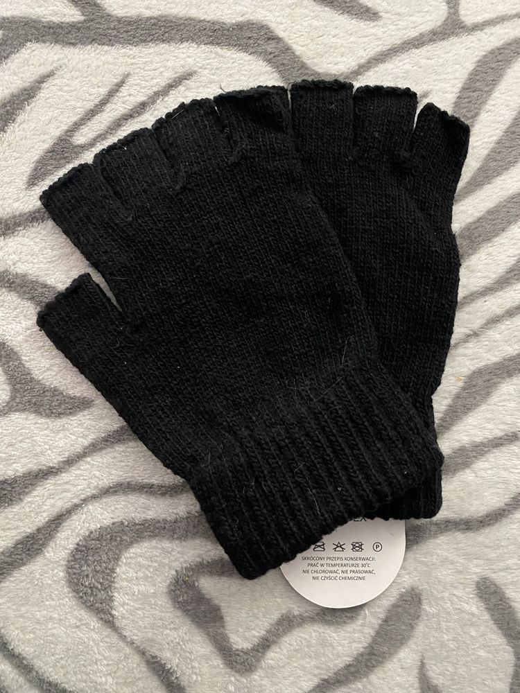 Rękawiczki czarne bez palców