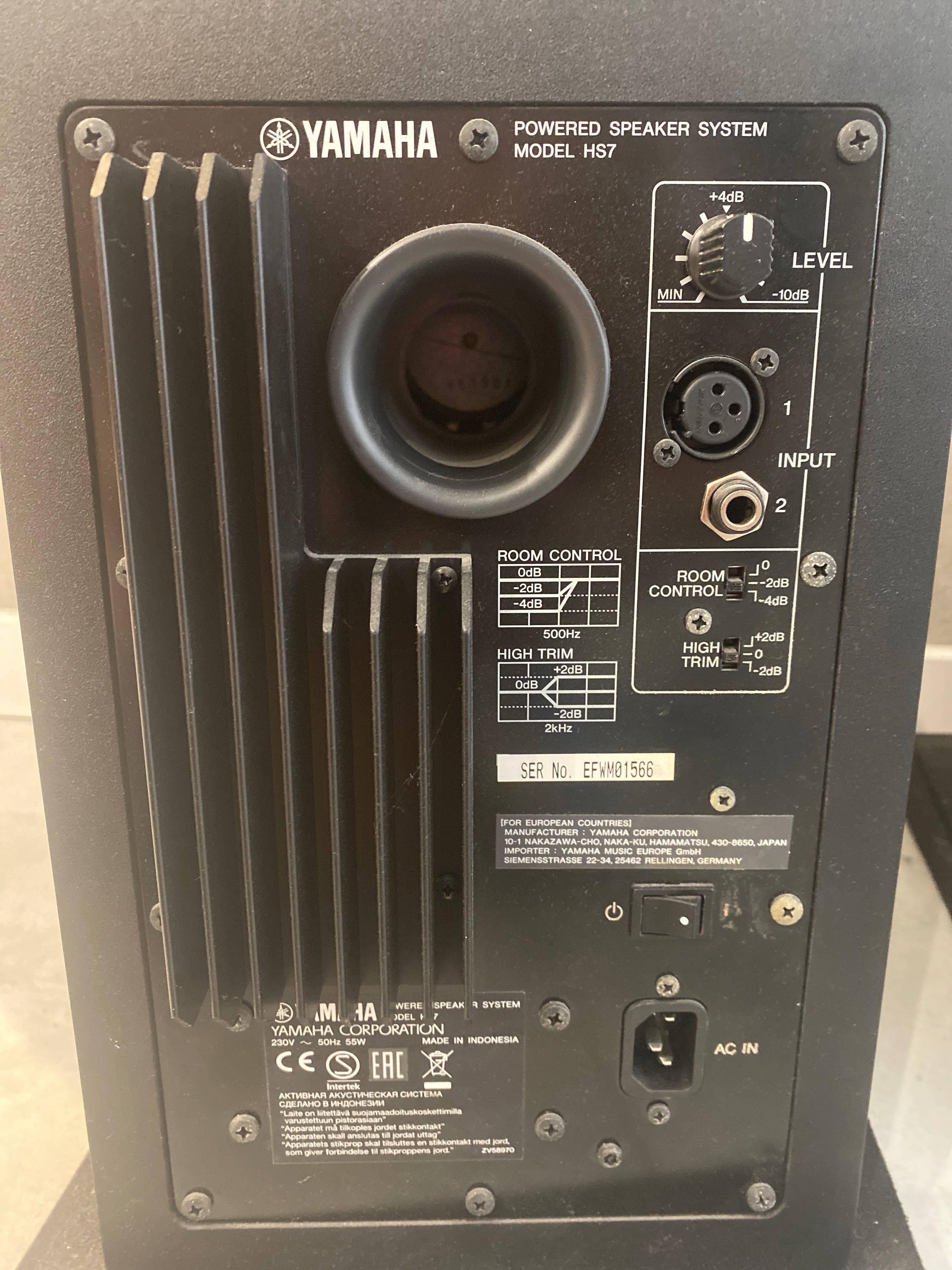 YAMAHA HS7 para + podkładki (adamhall)