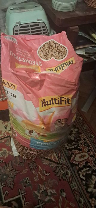 MultiFit Ściółka ze słomy do stosowania jako podkład 24 kg