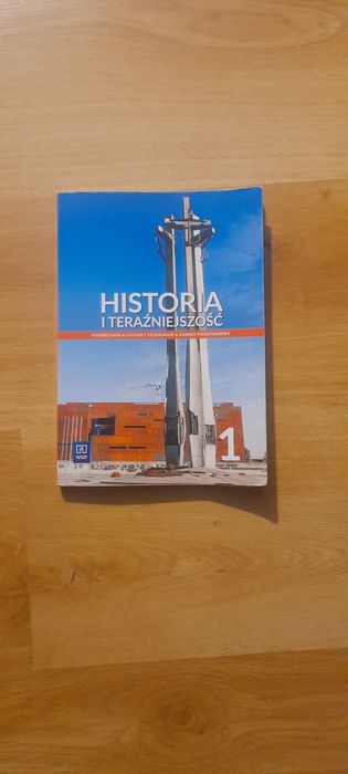 Historia i Teraźniejszość