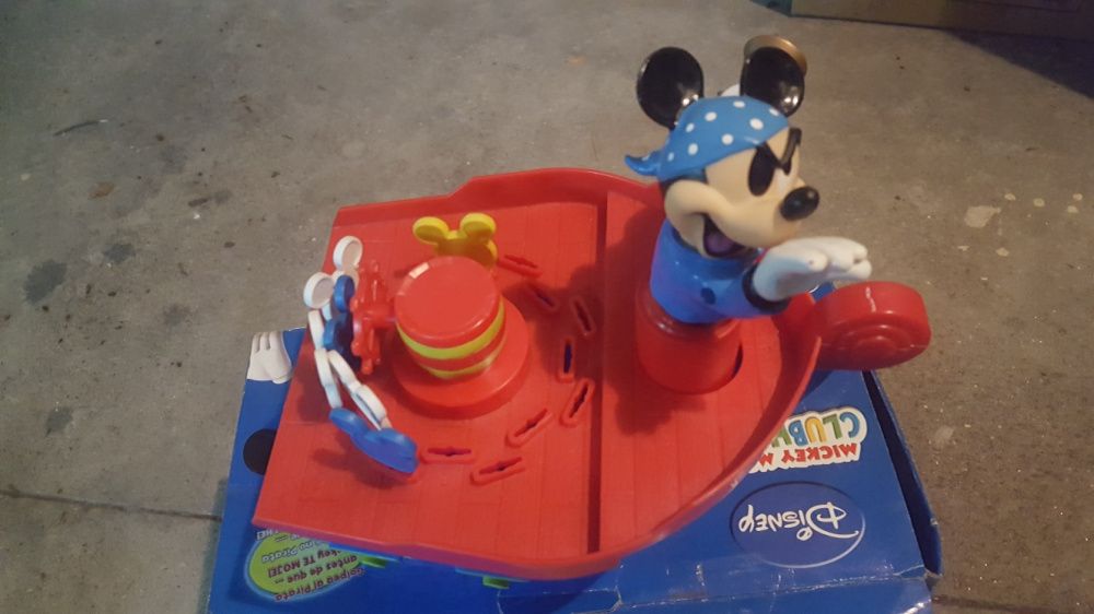 Barco pirata Mickey