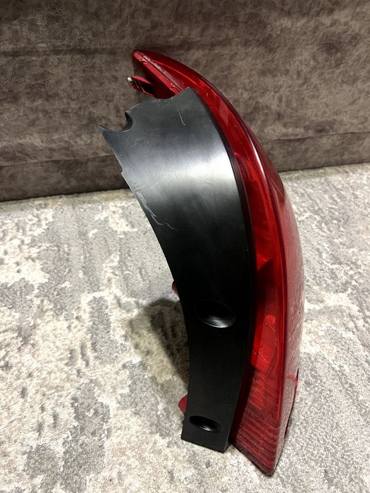 Правий задній ліхтар, задній стоп, Peugeot 308 SW, Пежо 308