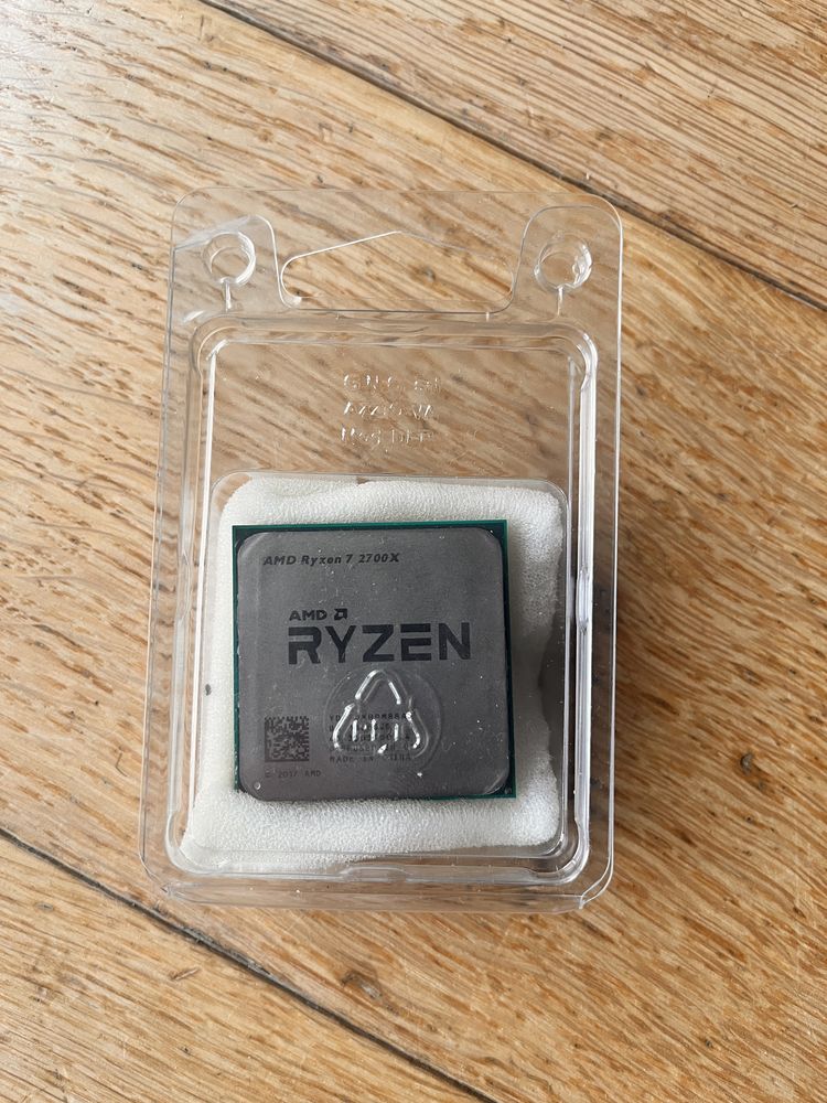 AMD Ryzen 7 2700x