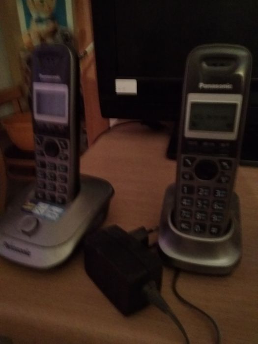 телефон Panasonic KX- TG 2512ua