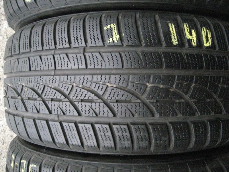225/50R16 96V Hankook Зима 2штуки протектор 7-7.5 мм