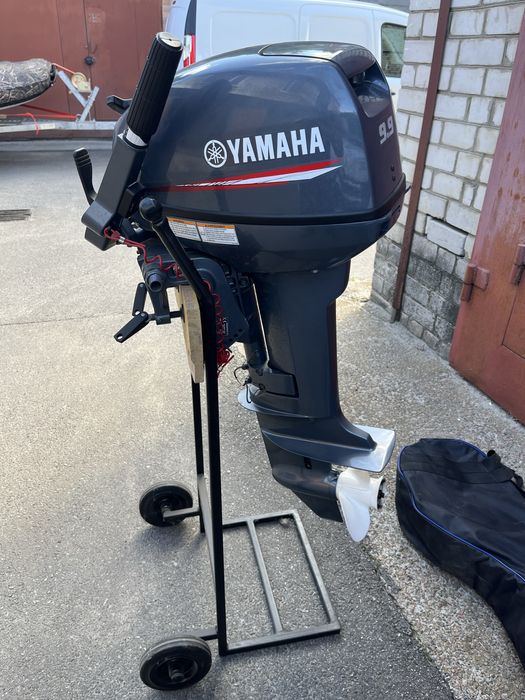 Мотор човновий Yamaha 9.9 (15 к.с.) 2-х тактний