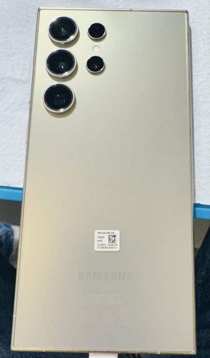 Samasung Galaxt S24 Ultra 256GB cor dourada como novo funciona perfeto