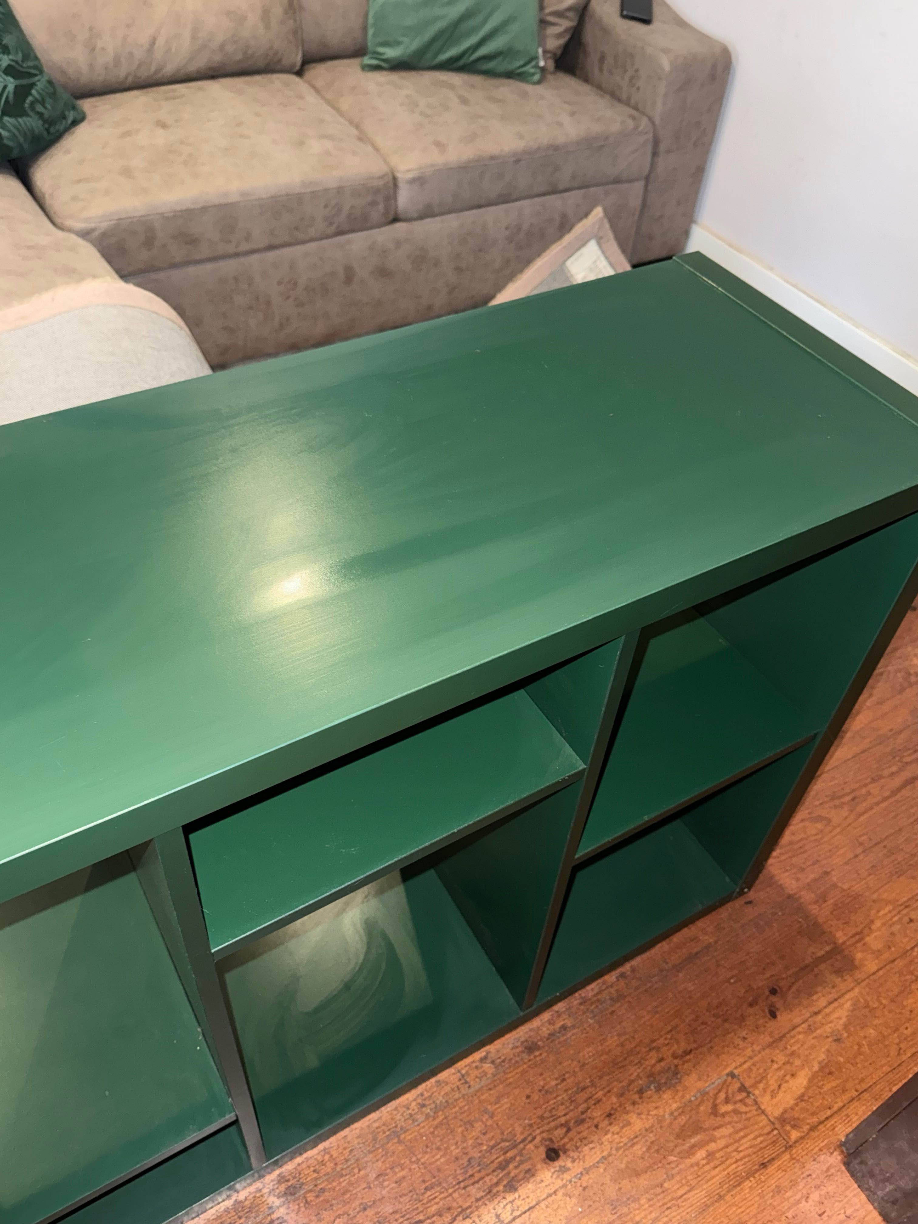 Aparador/estante verde IKEA como nova