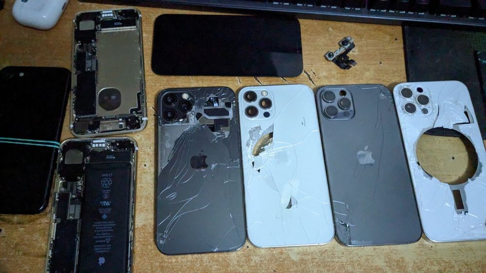 Iphone 12 pro iphone 7 лот