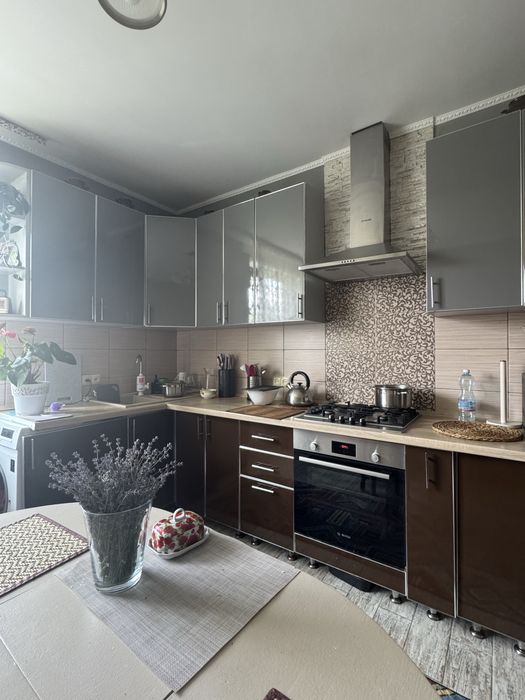 Будинок неподалік міста Шептицький