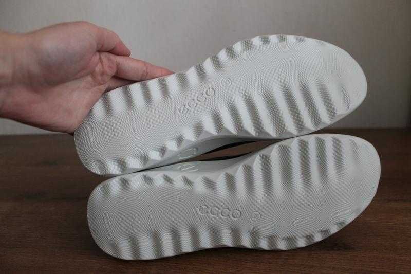 Оригінальні кросівки Ecco Flexure Runner