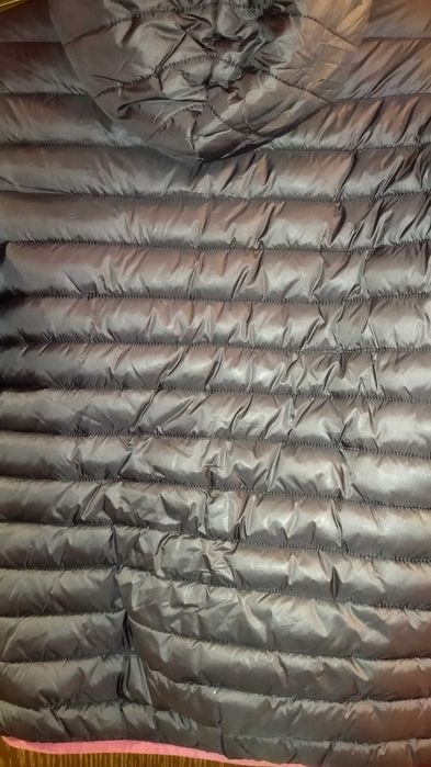 Куртка чорна нейлон