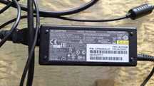 Oryginalna ładowarka do laptopa Fujitsu, Acer,Toshiba 19V