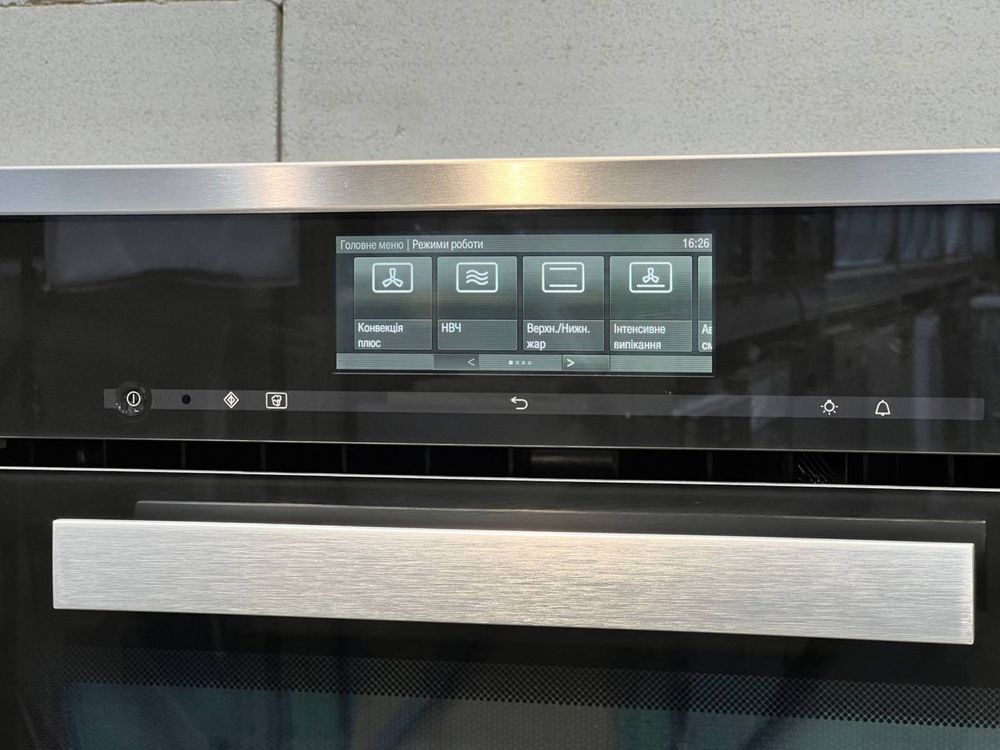 Духова шафа з функцією НВЧ від бренду Miele H6800 BM