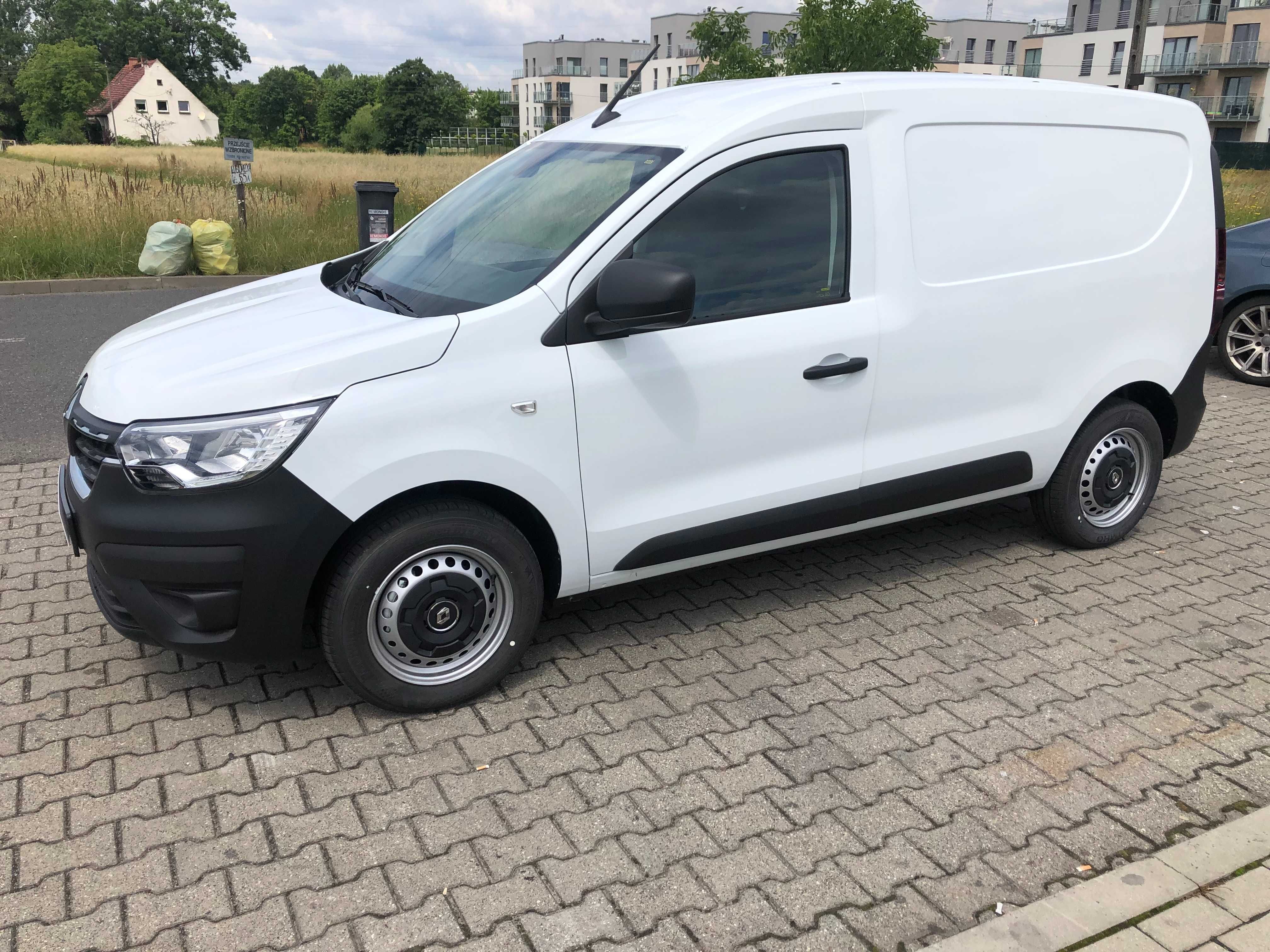 Renault Express VAN 100KM wynajem z wykupem w kwocie 2290 zł BEZ BIK