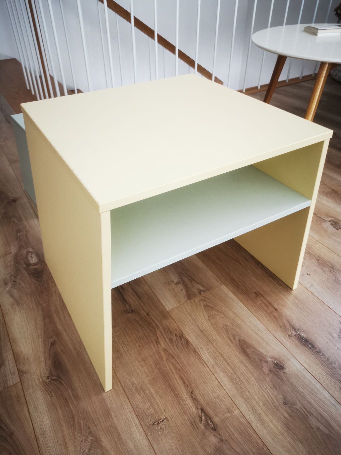 Tuli by Vox, Stolik + Taboret