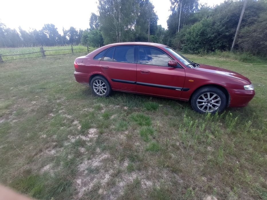 Продам автомобіль мазда