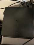 sprzedam ps4 + pad