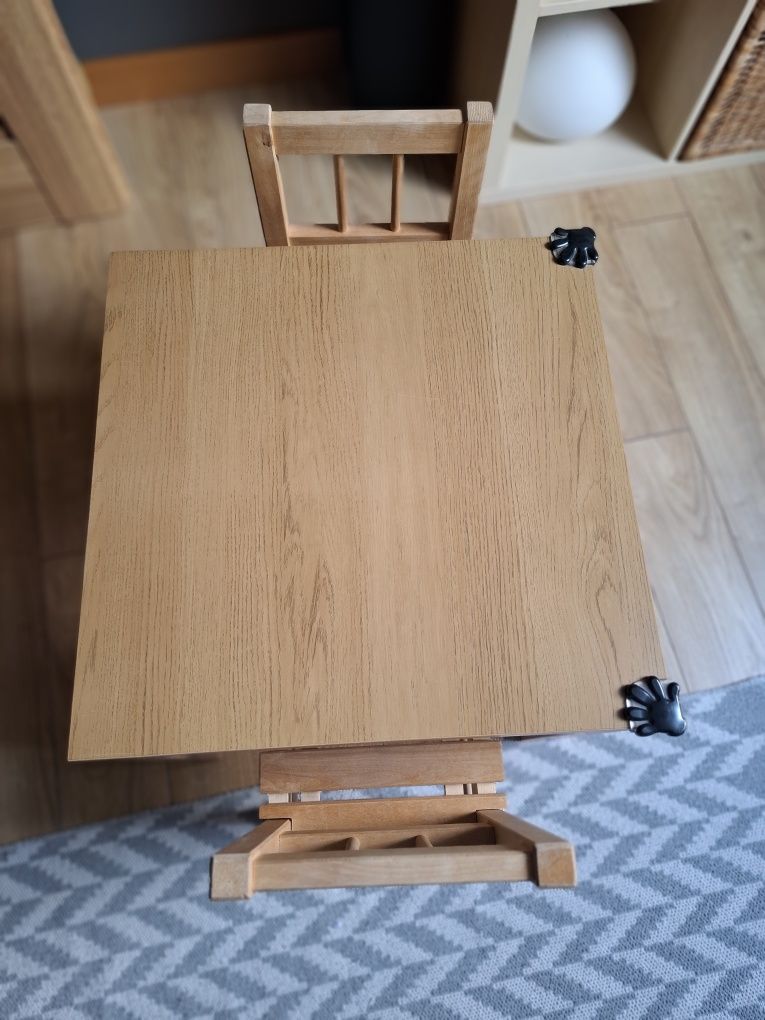 Stolik Ikea + 2 krzesełka Ikea Svala
