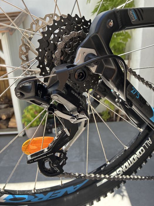 Bicicleta BTT ROCKRUDER 520