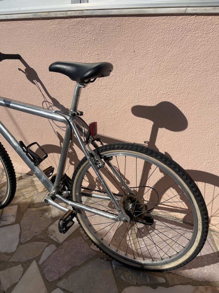 Bicicleta usada para venda