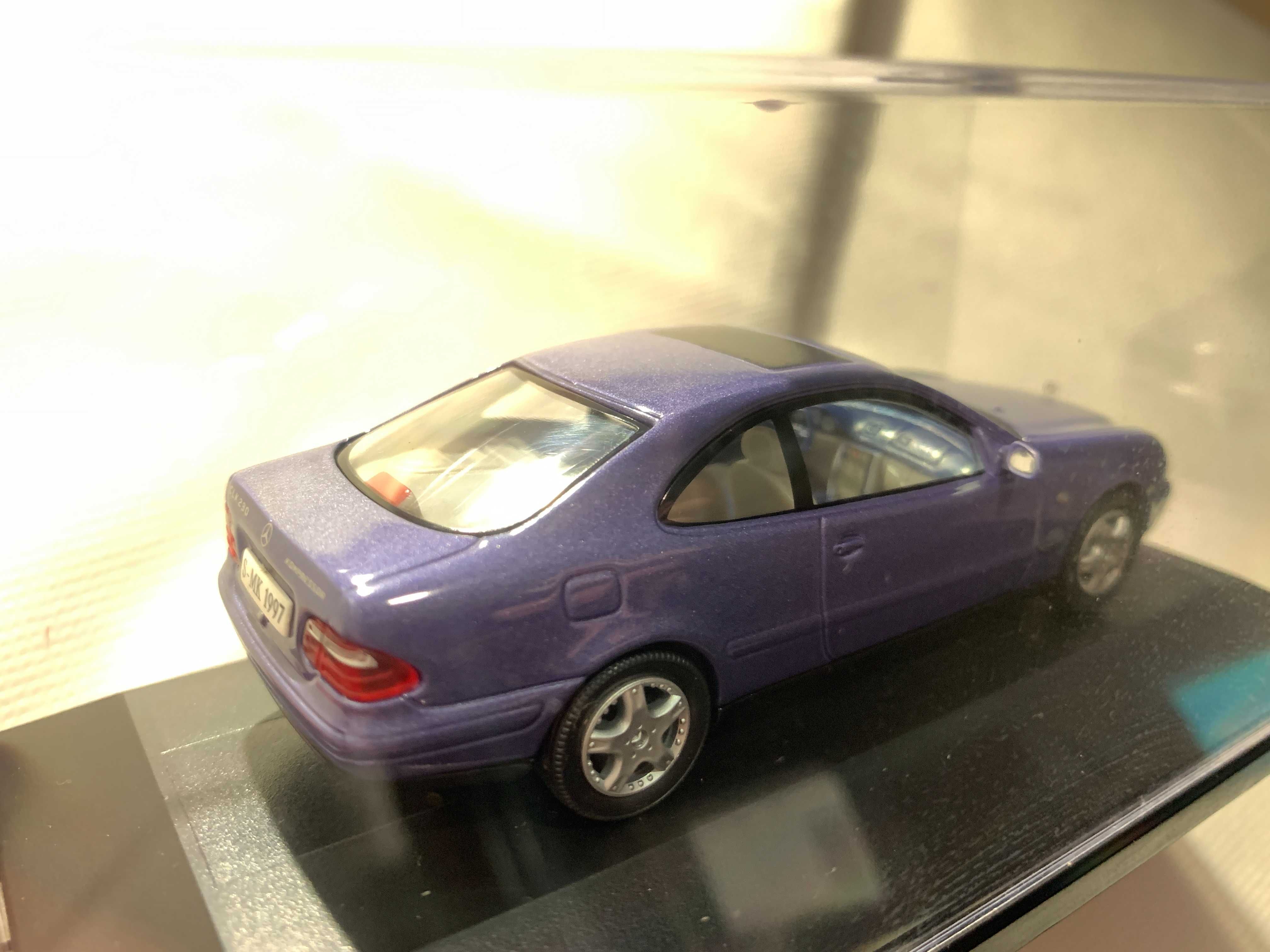 Miniatura Mercedes-Benz CLK 1:43 da Herpa