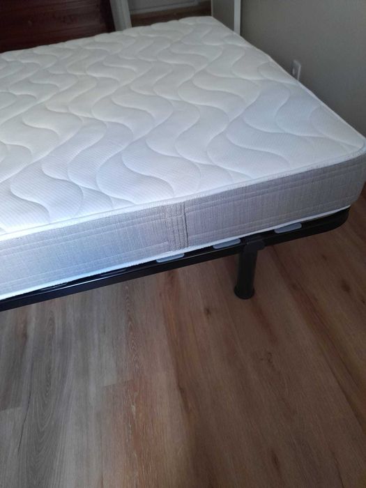 Cama completa - Estrado + Cabeceira + Colchão
