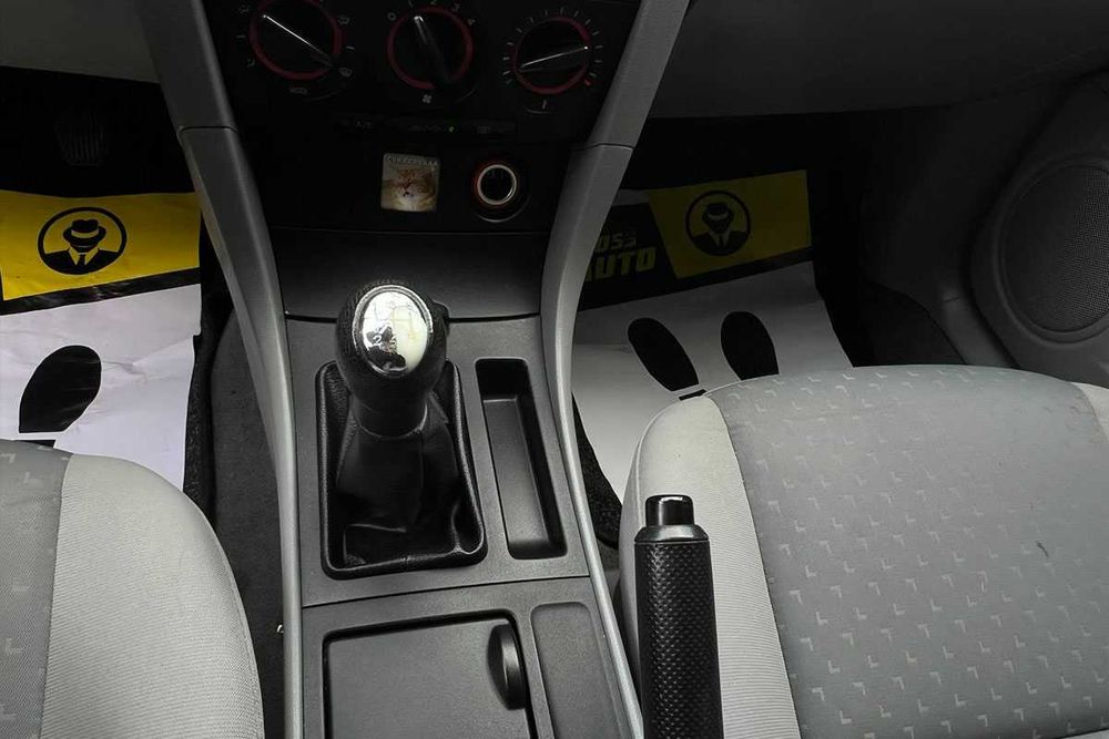 Mazda 3 2004 року
