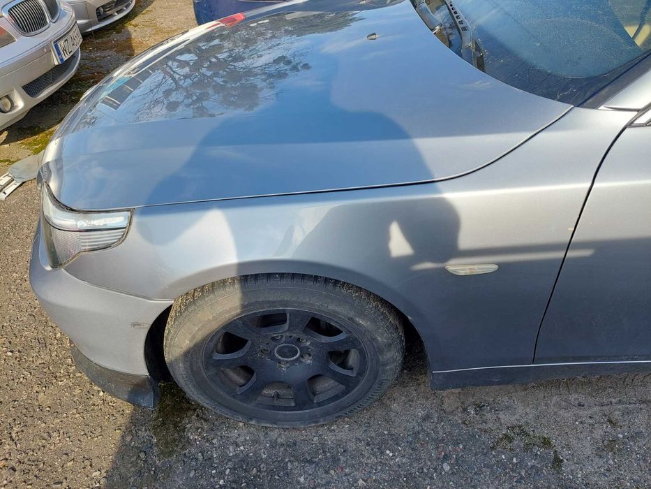 BMW E60 E61 Błotnik Lewy Przód  Silbergrau A08/7 Wysyłka CZĘŚCI