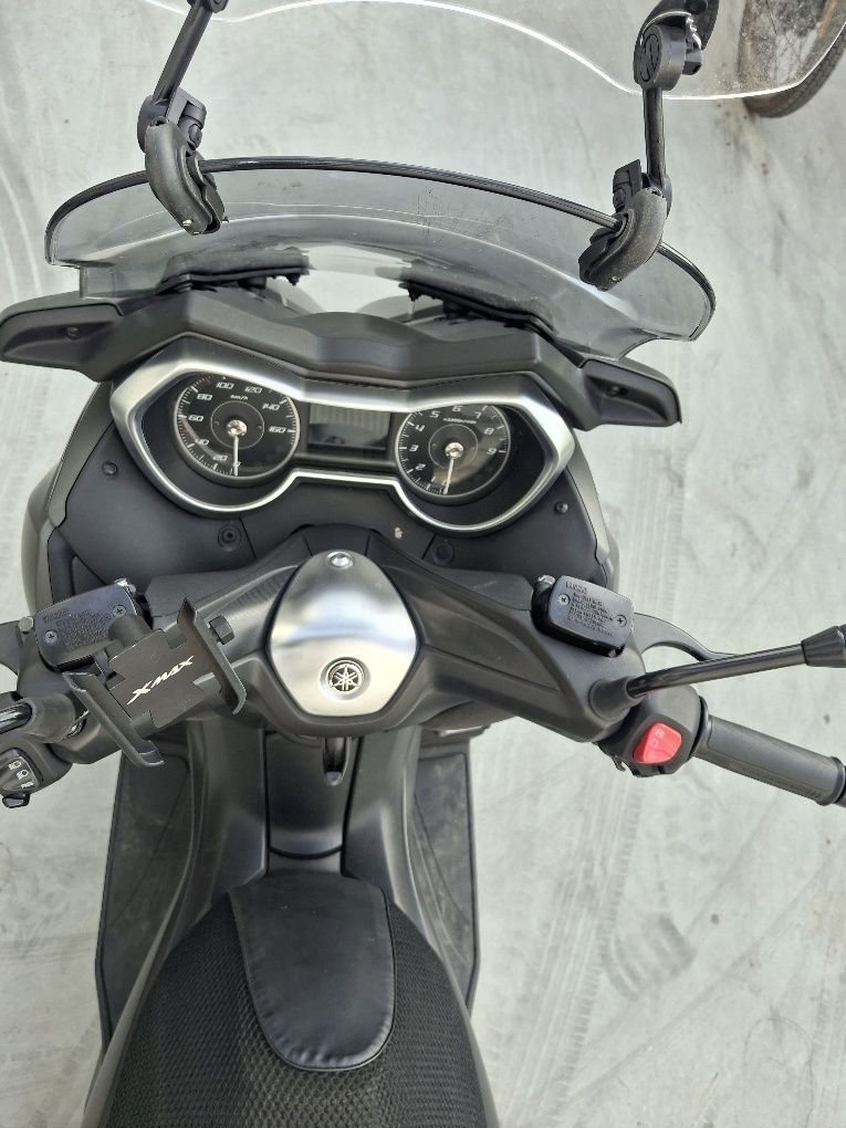 Xmax 300 Tech Max
