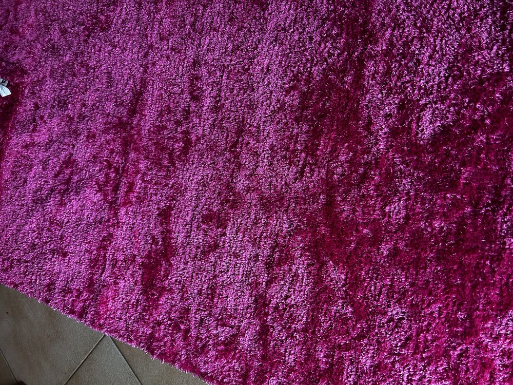 Carpete Rosa Fushia como novas
