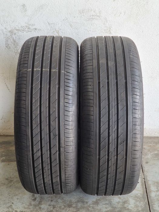 2 Pneus GOODYEAR Semi Novos 215/50/18