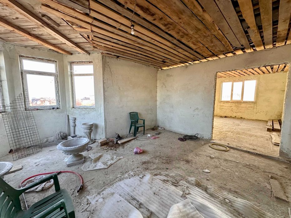 Продається будинок у с.Попелі біля м.Борислав