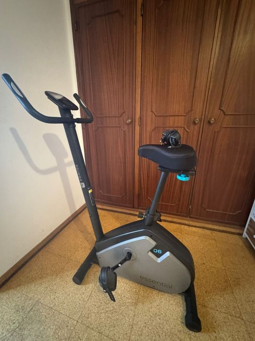 Bicicleta Estática Domyos Essential+ 6 - excelente -capa ErgoFitSystem