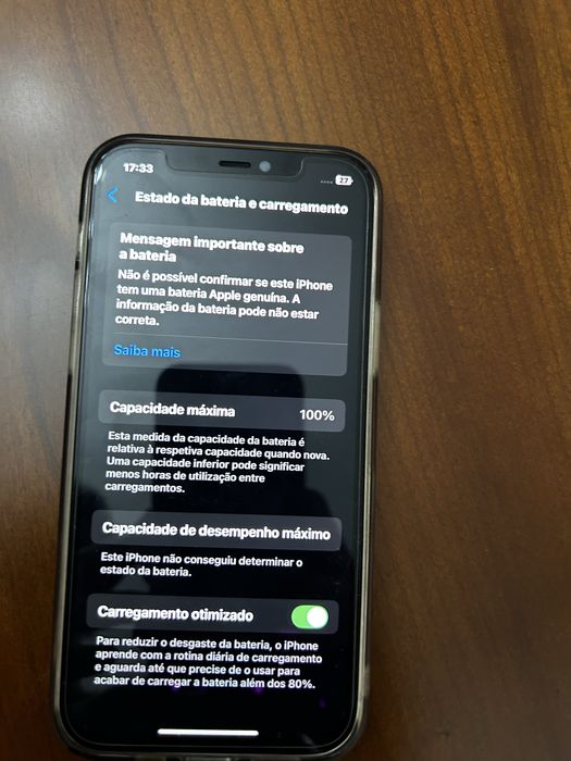 Iphone 12 com acessorios