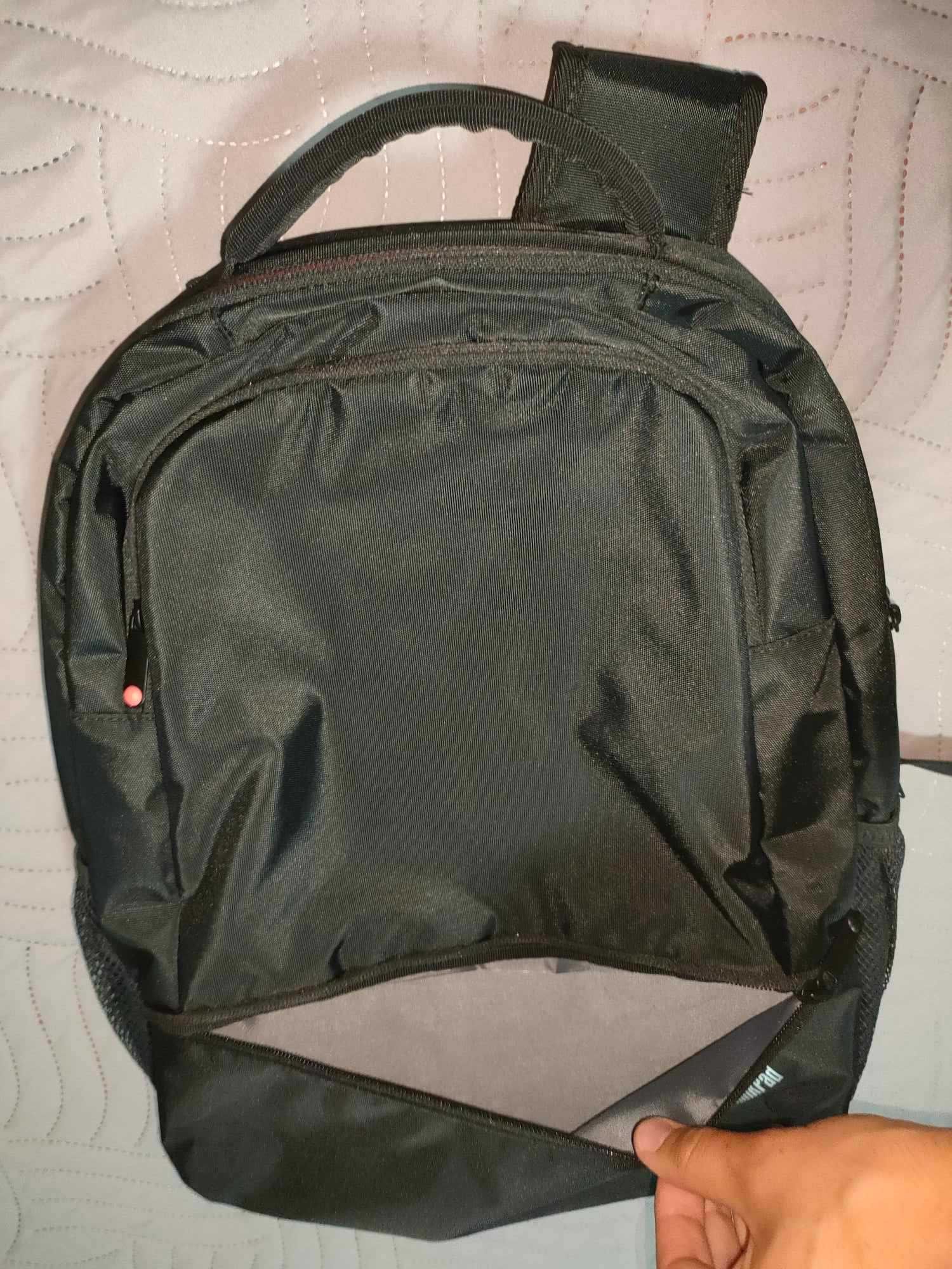 Mochila para computador Lenovo Essential 15.6" Preto