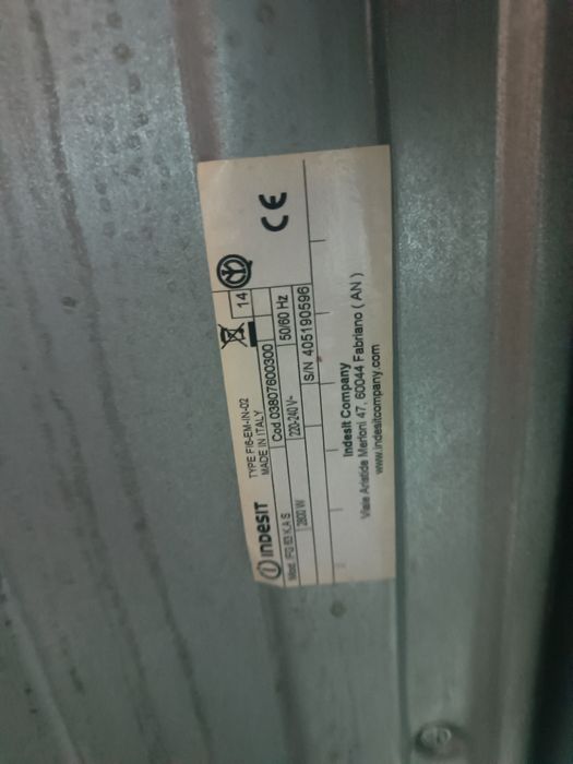 Forno Indesit de encastrar