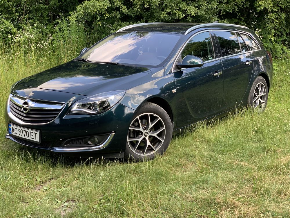 Opel Insignia Sport Tour 2015 1.6 CDTI